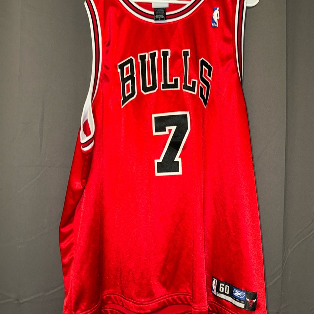 Like new Chicago Bulls men’s jersey authentic